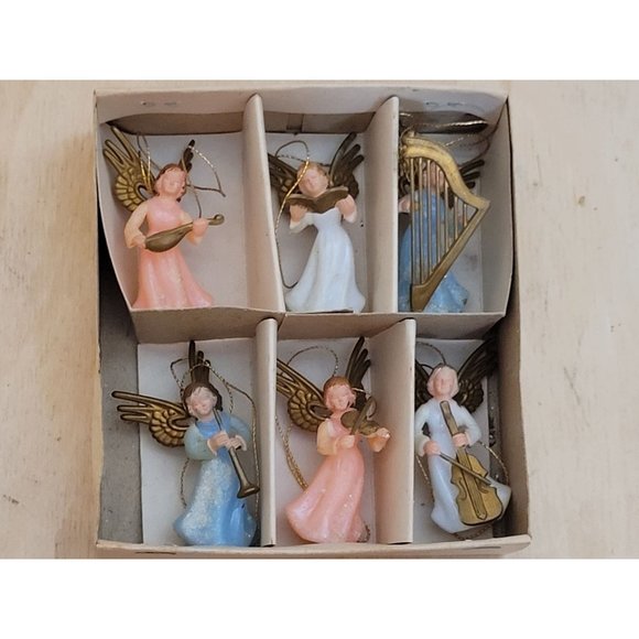 Santa Creation Six Angel Musicians 2 Inches Plastic Ornaments Figures Hong Kong - Picture 4 of 13